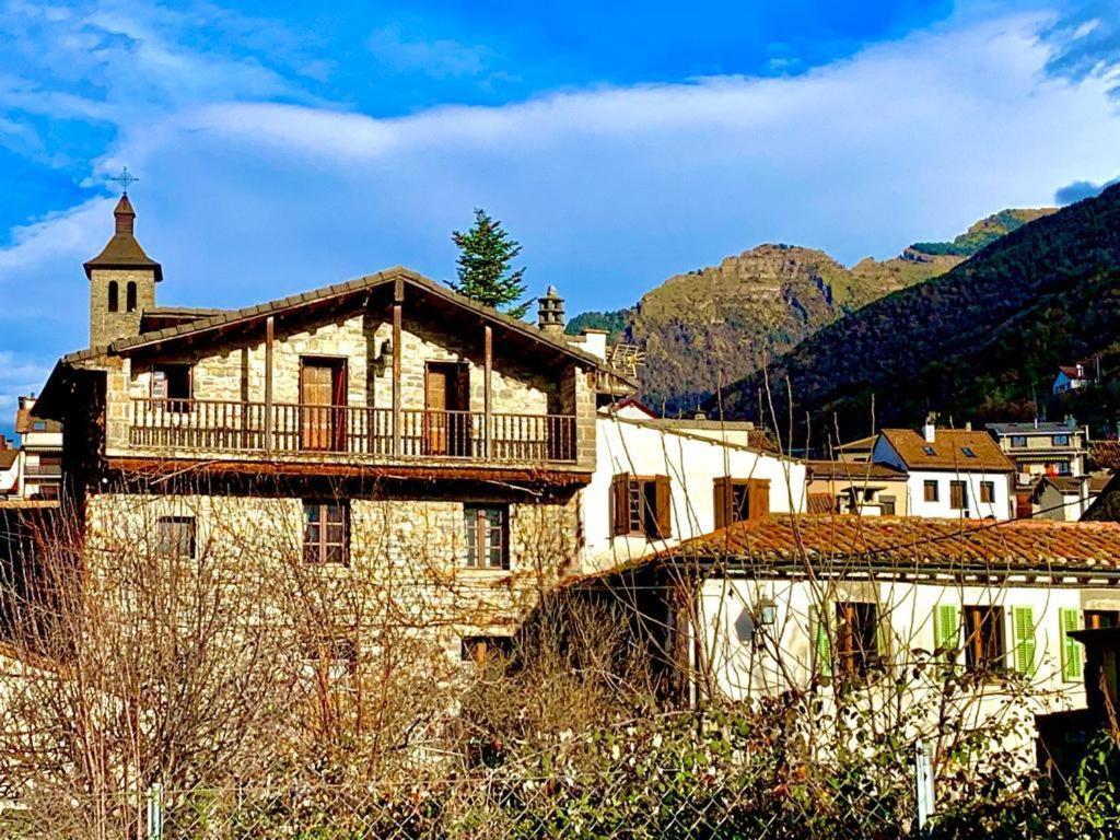 Biescas Apartamento Casa Josito La Cadiera Exteriör bild